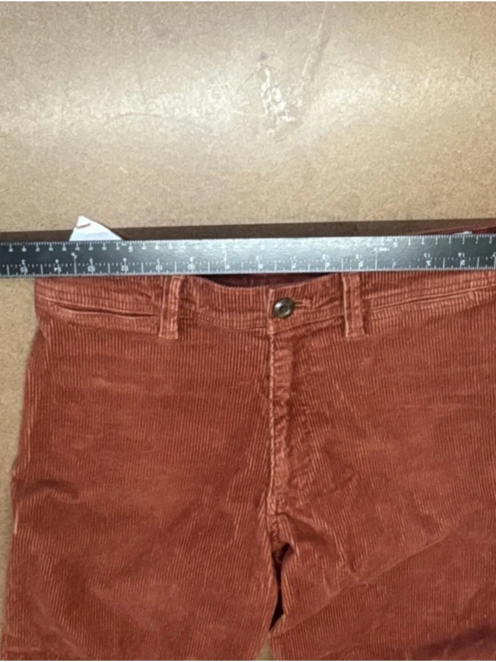 GAP size 6 28x28 Wide Leg 11” cuff Corduroy Chunky Jeans in Rust